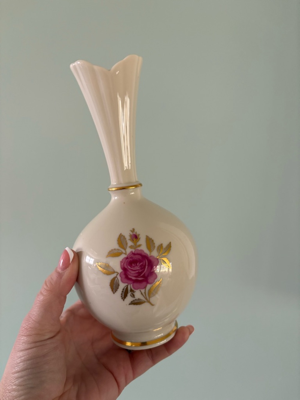 Vintage Discontinued Lenox Rhodora porcelain bud vase 🥀